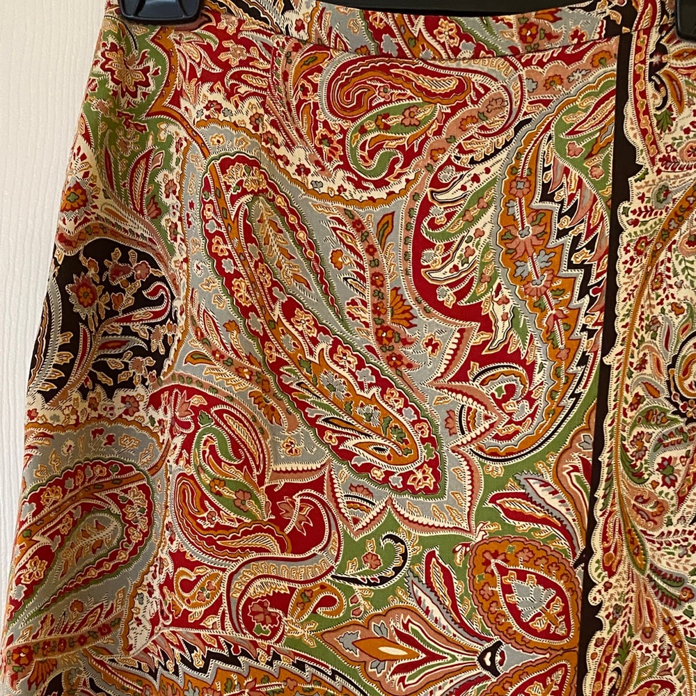 Harold's Paisley Pencil Skirt - Red and Green - Picture 5 of 5